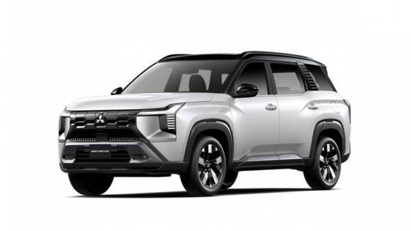 Alternative view of Mitsubishi Destinator